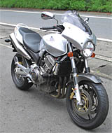 HONDA HORNET 900 (2002)