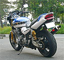 YAMAHA XJR1300