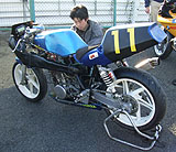 ����̐ΐ썆�̔閧����E�ʏ́u�g���C�v